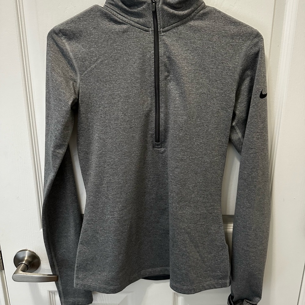 Nike Dri Fit Pro women’s long sleeve fitted size SM